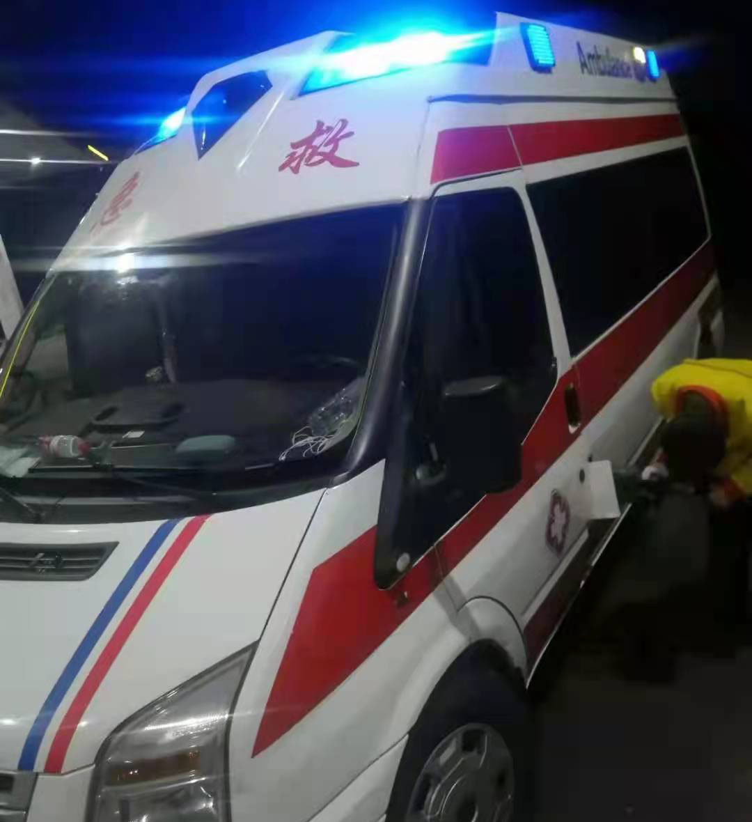 惠来县专业救护车出租